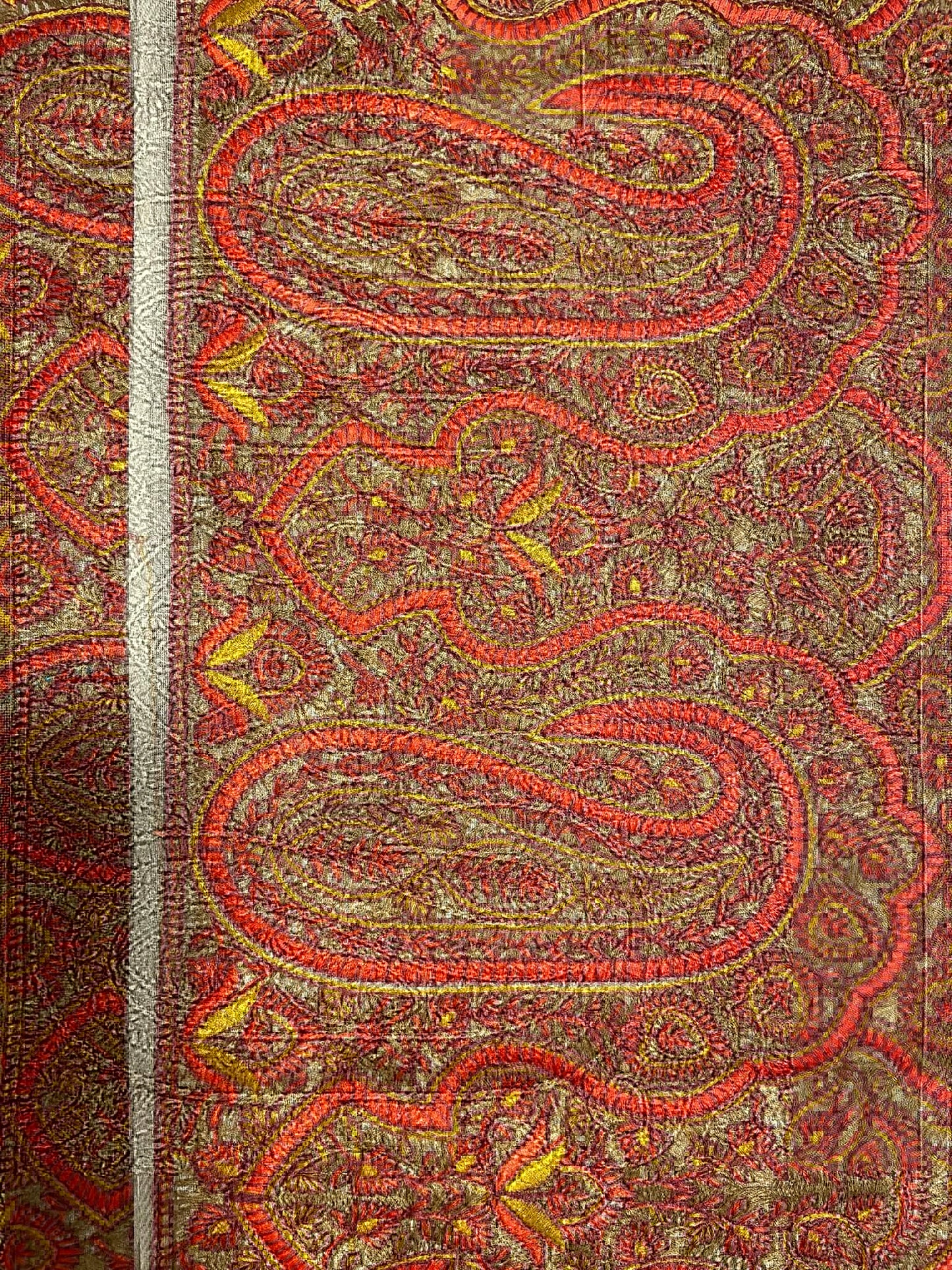 Border embroidery design |Beige Red Border