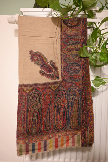 Paisley Design|Paisley Dark Border Pashmina Shawl