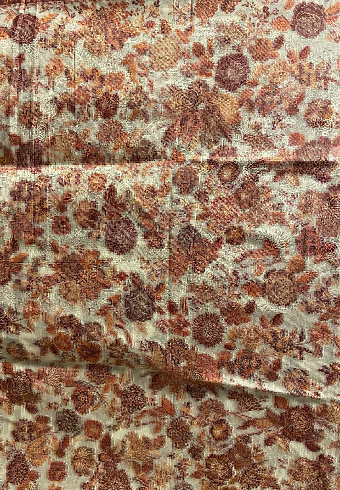 Floral Design|Floral Beige Red Flowers Shawl